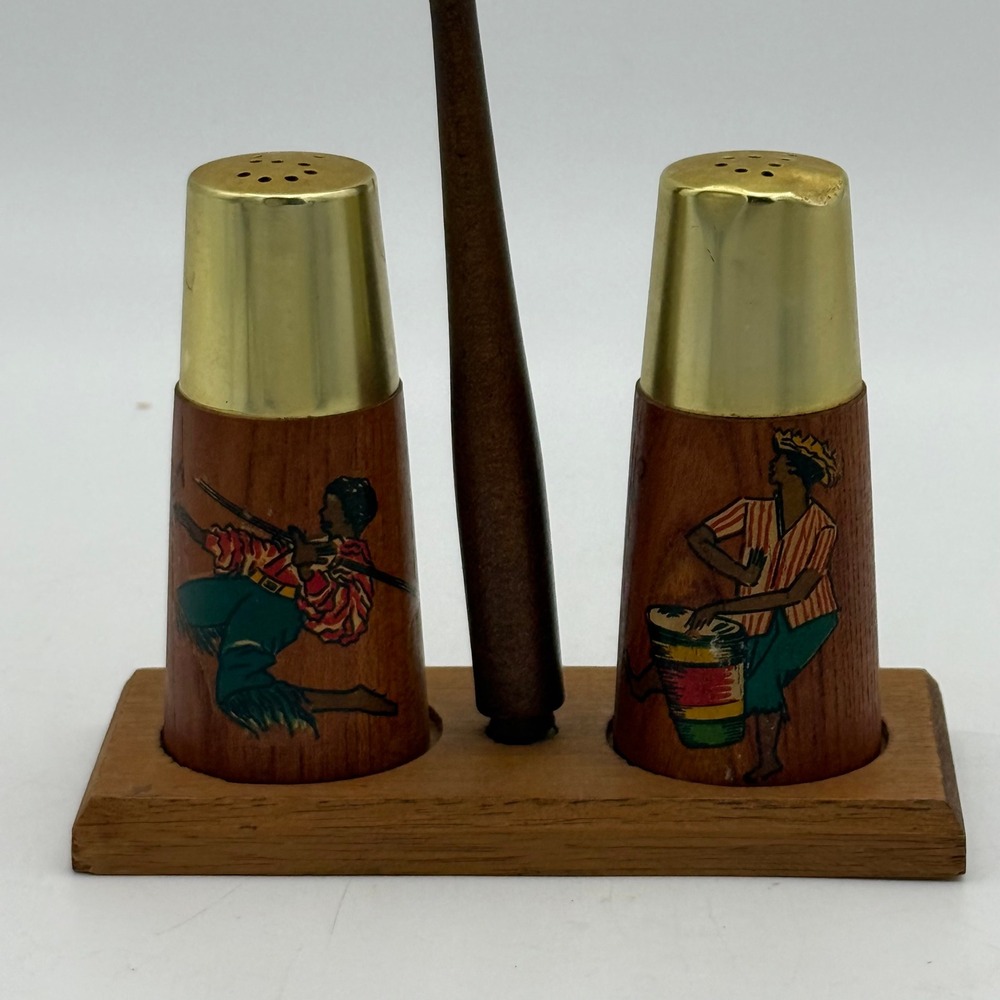Vintage Freeport Bahamas Wood Salt Pepper Shakers Set Mid Century Tiki Souvenir